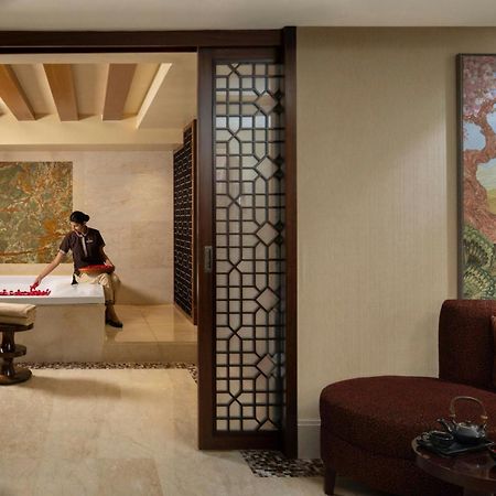 The Ritz - Carlton, Bangalore Exterior foto