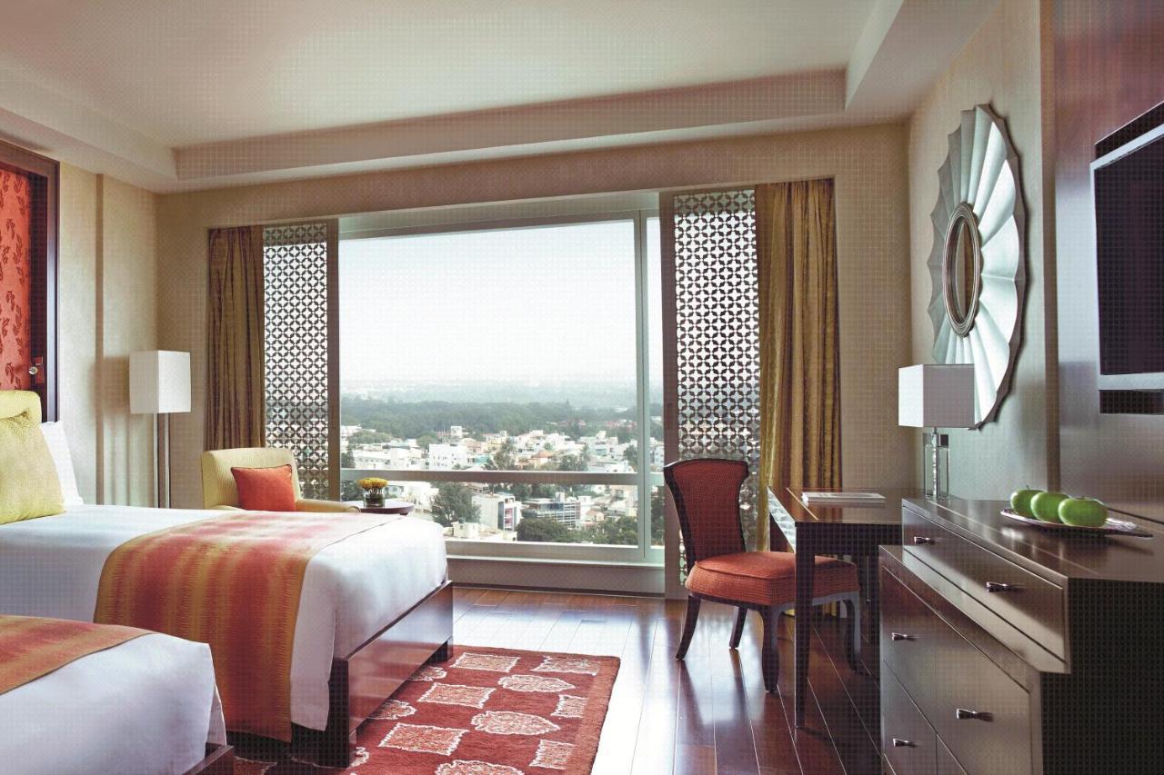 The Ritz - Carlton, Bangalore Exterior foto