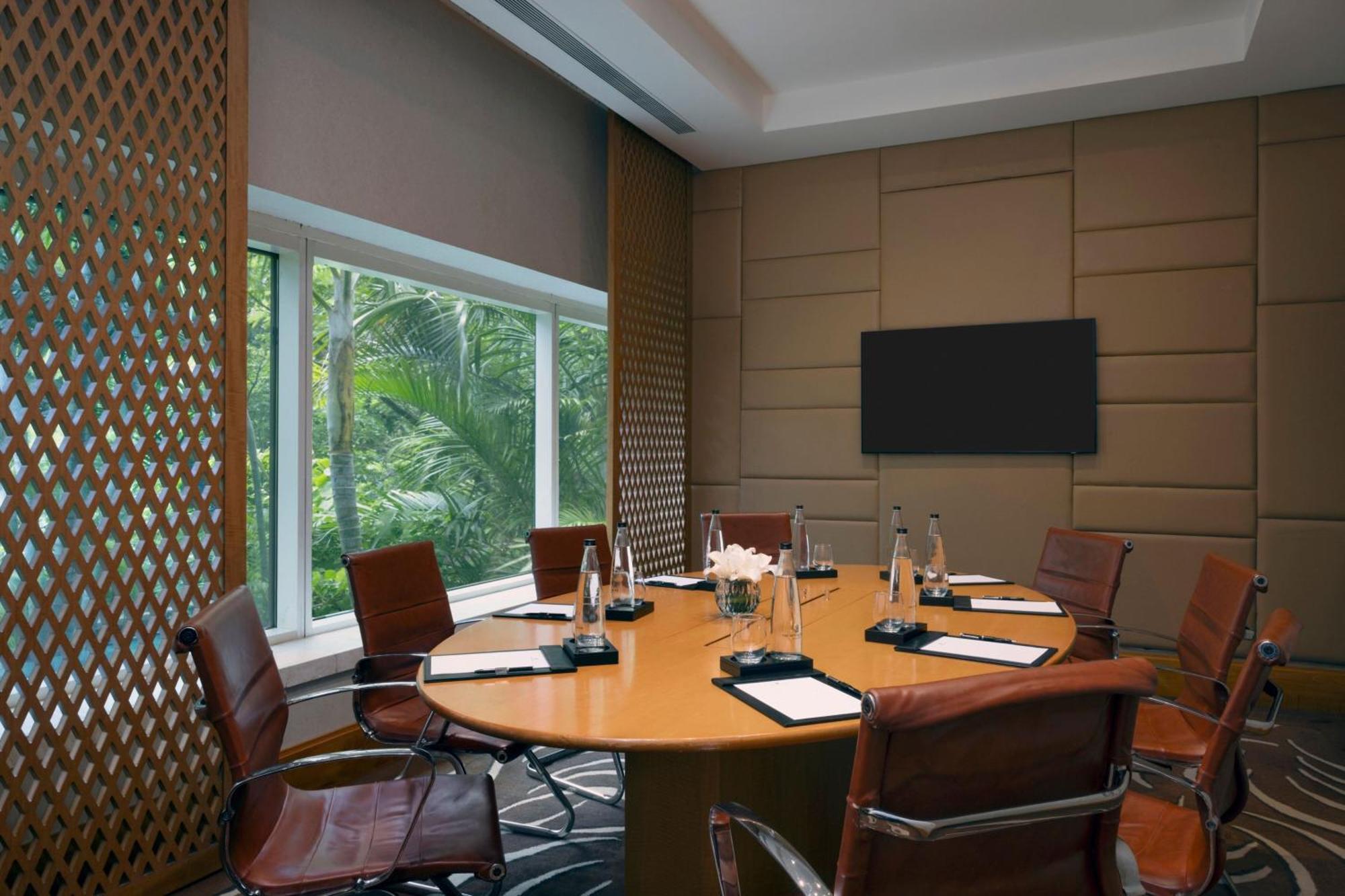 The Ritz - Carlton, Bangalore Exterior foto